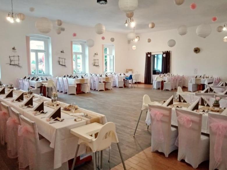 Penzion Pivovar Podlesí Příbram Esterno foto